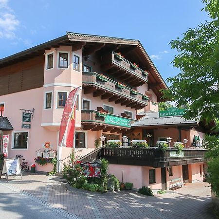 Landgasthof Neuwirt Lofer Exterior photo