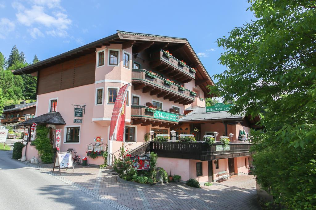 Landgasthof Neuwirt Lofer Exterior photo